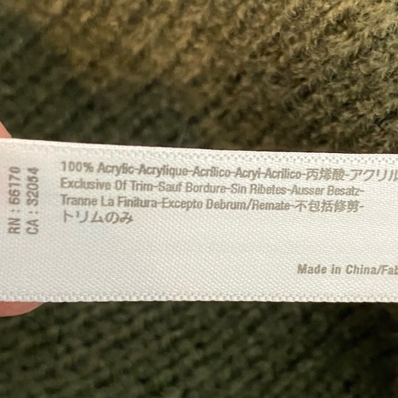 Akemi + Kin Anthropologie Knit Short Sleeve Poncho - Picture 9 of 16